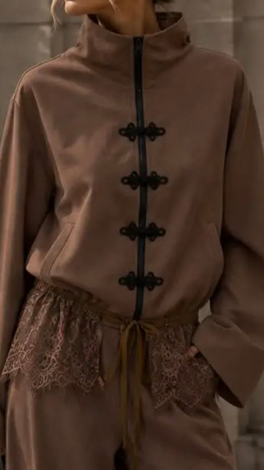 Conjunto de chaqueta y pantalón de encaje