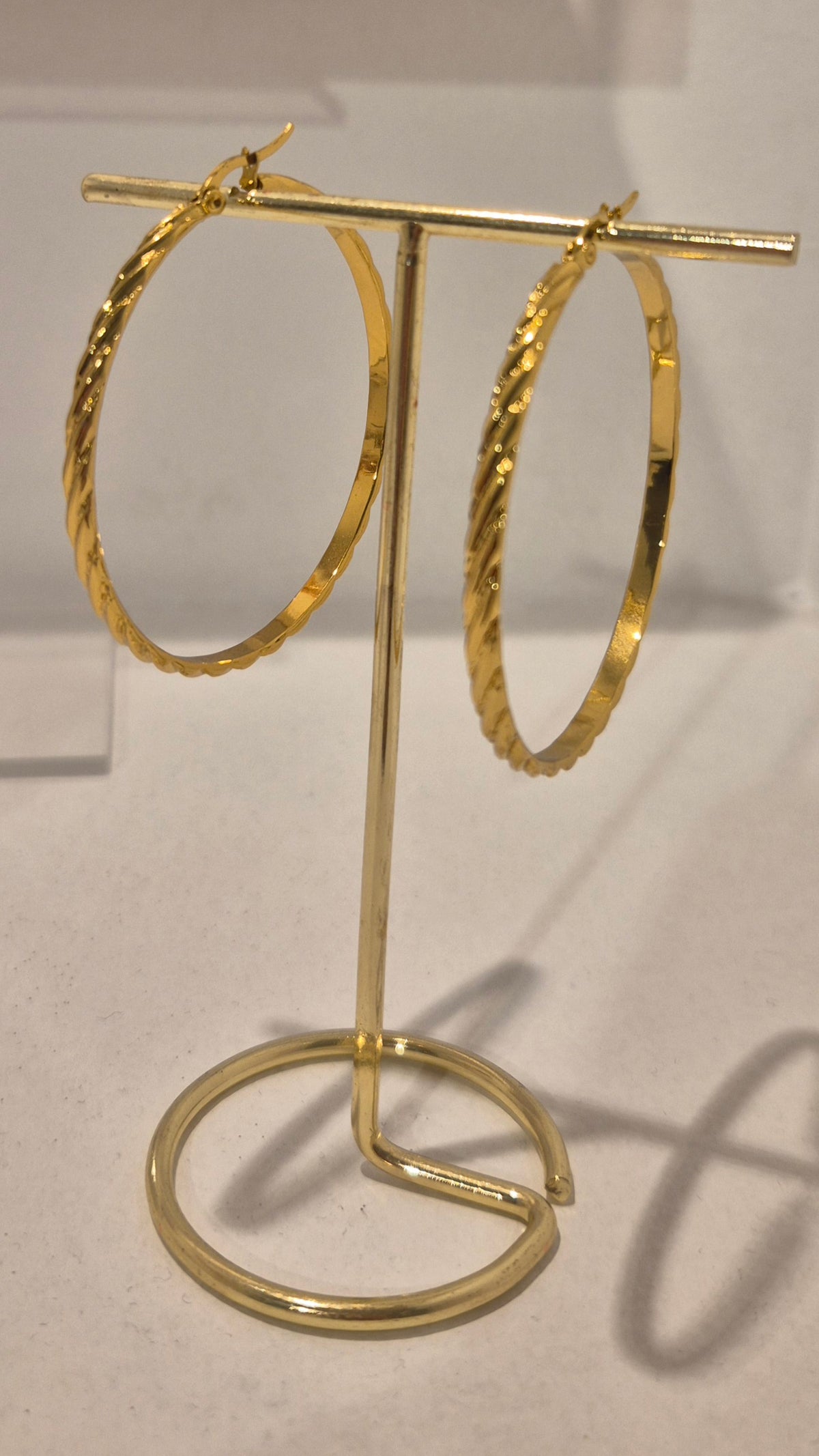 Aros