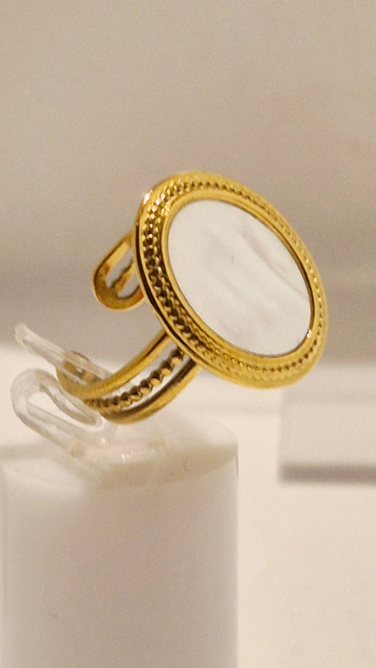 Anillo con piedra