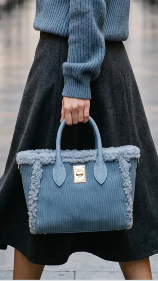 BOLSO DE MANO
