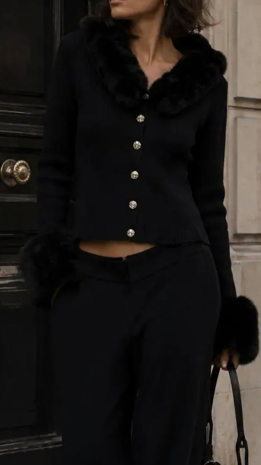 Conjunto de punto con cuello de piel